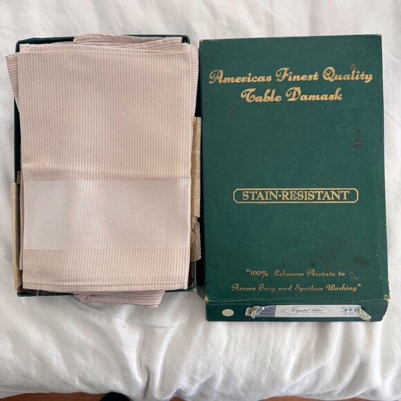 14 Crystal Glow Vintage Celanese Acetate Stain-Resistant Napkins Table Damask - Picture 1 of 12